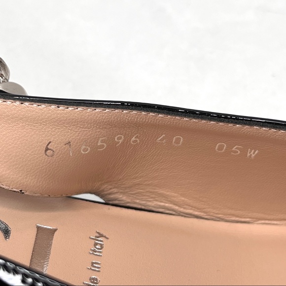 GUCCI Black Patent Leather Horsebit Chain Pumps Size 40 9.5 616596 Runway Shoe - Picture 14 of 16